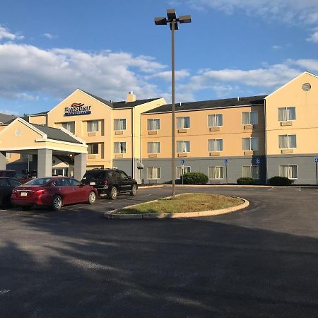 Hotel Baymont By Wyndham Chambersburg Exterior foto
