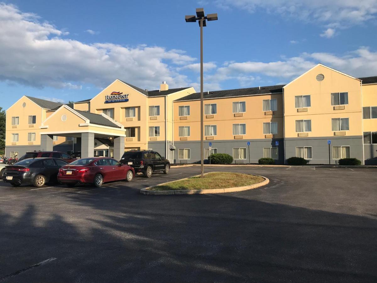 Hotel Baymont By Wyndham Chambersburg Exterior foto